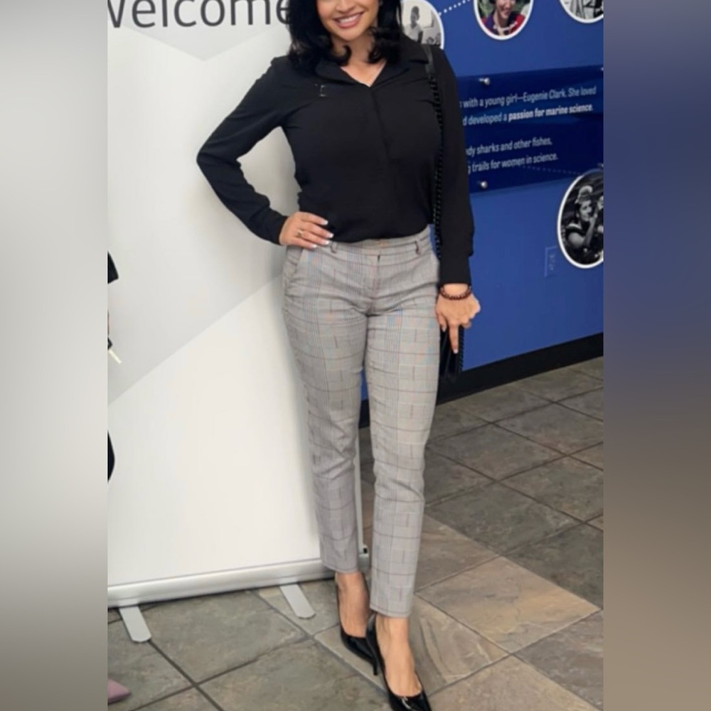 Theory Gray Plaid Pants